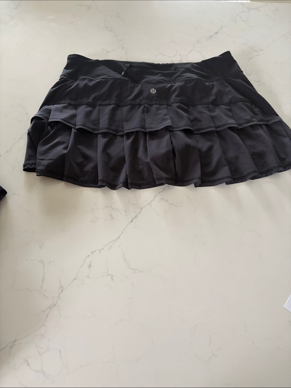 lululemon athletica Black Tiered Athletic Skirt with built in shorts size10